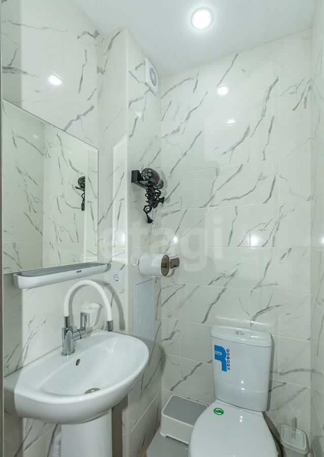 квартира г Омск р-н Советский пр-кт Мира 14а фото 1