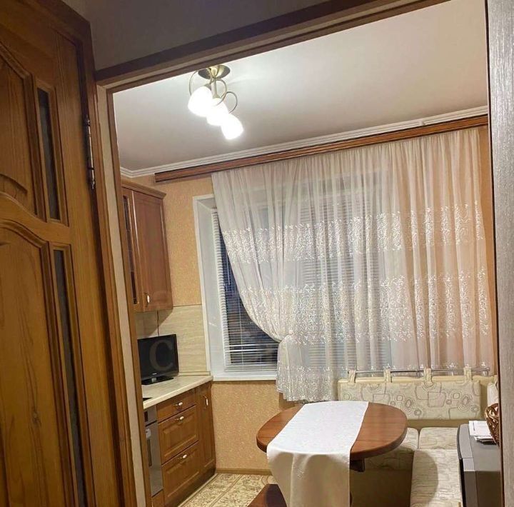 квартира г Старый Оскол Солнечный микрорайон 7А фото 3
