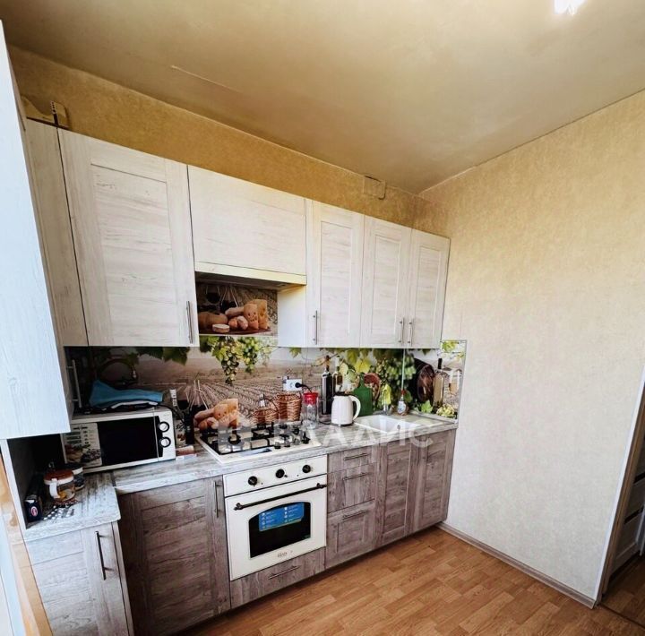 квартира г Белгород Западный ул Есенина 46 фото 2