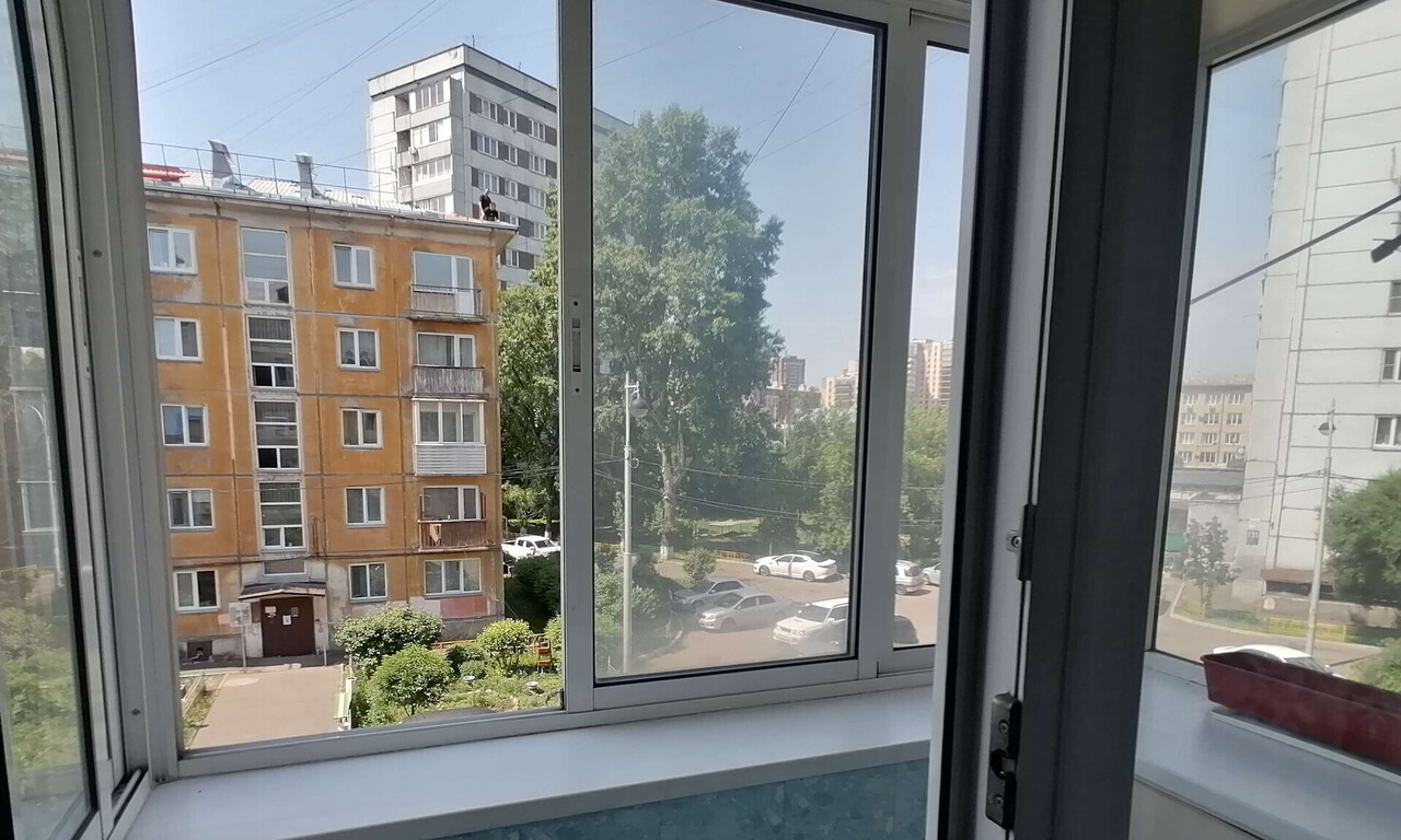 квартира г Красноярск пер Водометный 1 фото 2