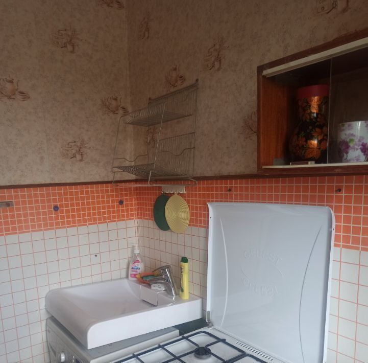 квартира г Саратов р-н Ленинский ул им Лебедева-Кумача В.И. 72а фото 4