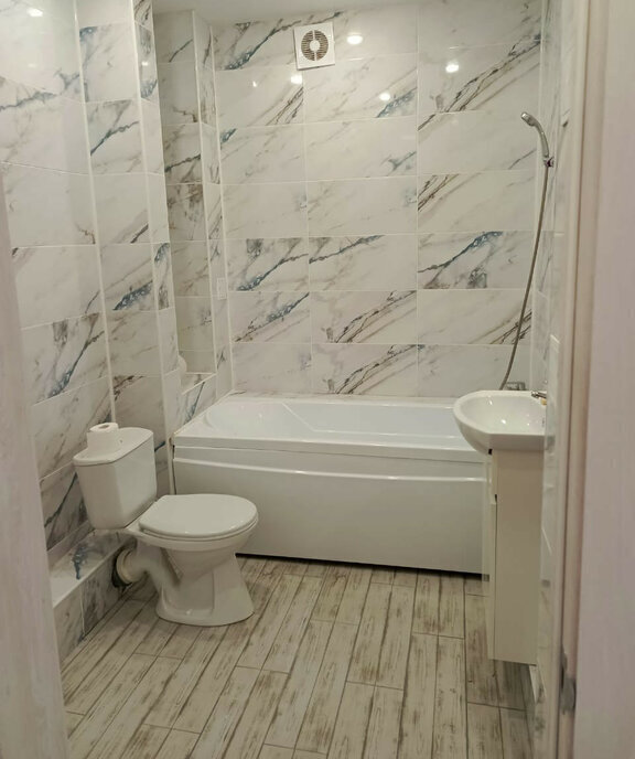 квартира г Тюмень ул Василия Севергина 2к/2 фото 5