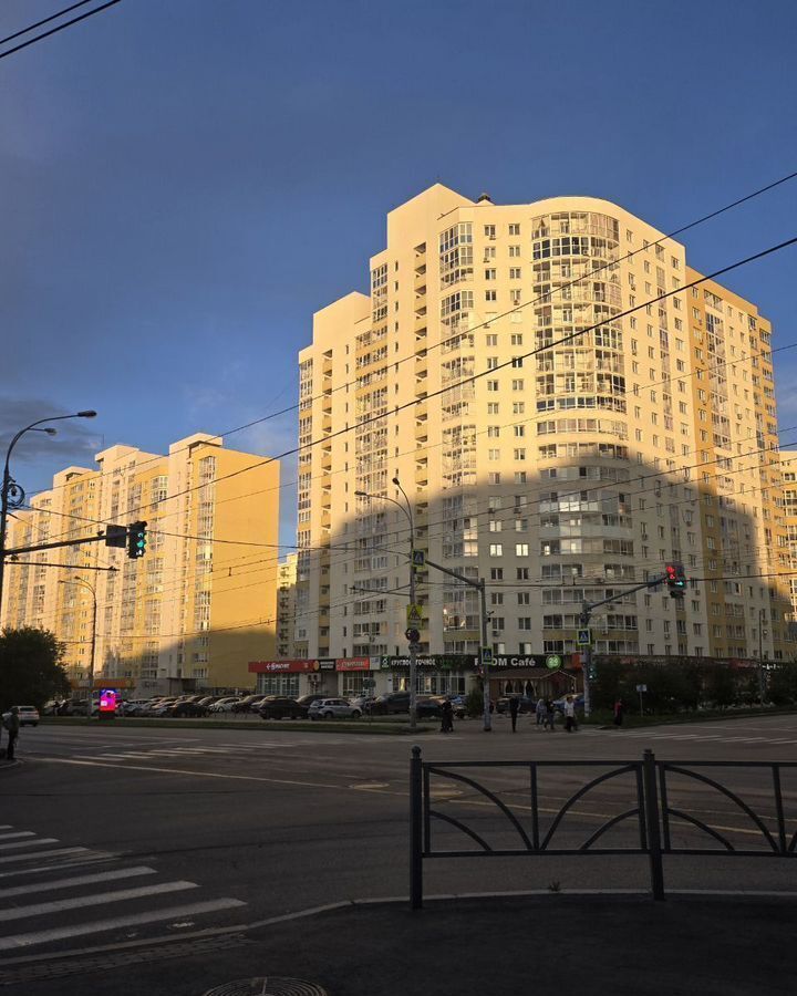 квартира г Екатеринбург Чкаловская ул Щорса 105 фото 2