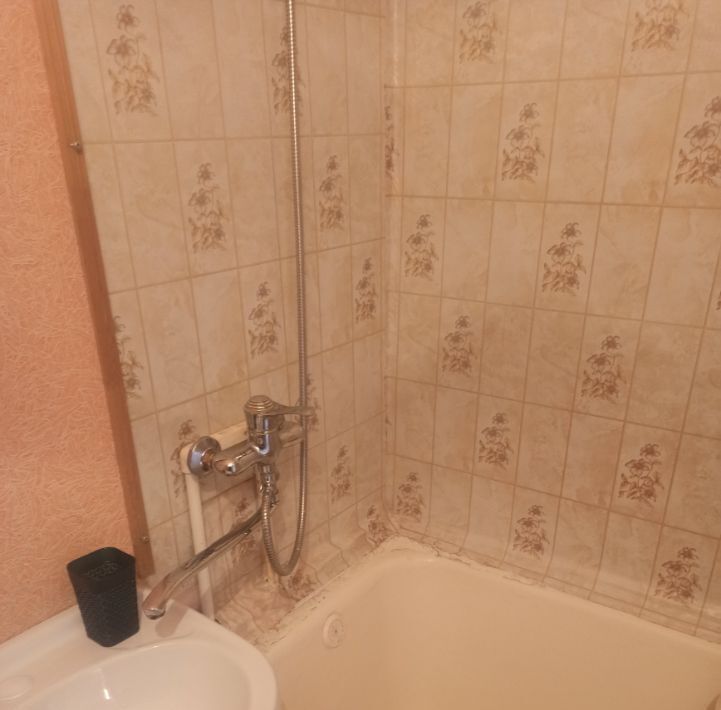квартира г Саратов р-н Ленинский ул им Лебедева-Кумача В.И. 72а фото 6