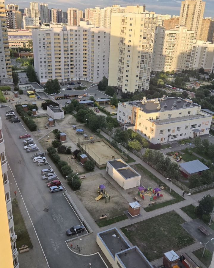 квартира г Екатеринбург Чкаловская ул Щорса 105 фото 5