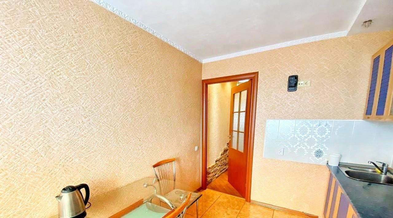 квартира г Омск р-н Кировский ул Дмитриева 5/3 фото 1