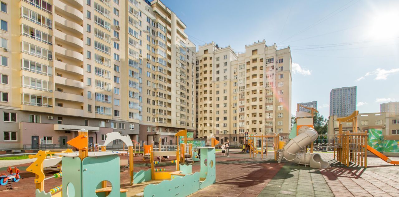 квартира г Екатеринбург Чкаловская ул 8 Марта 194 фото 18