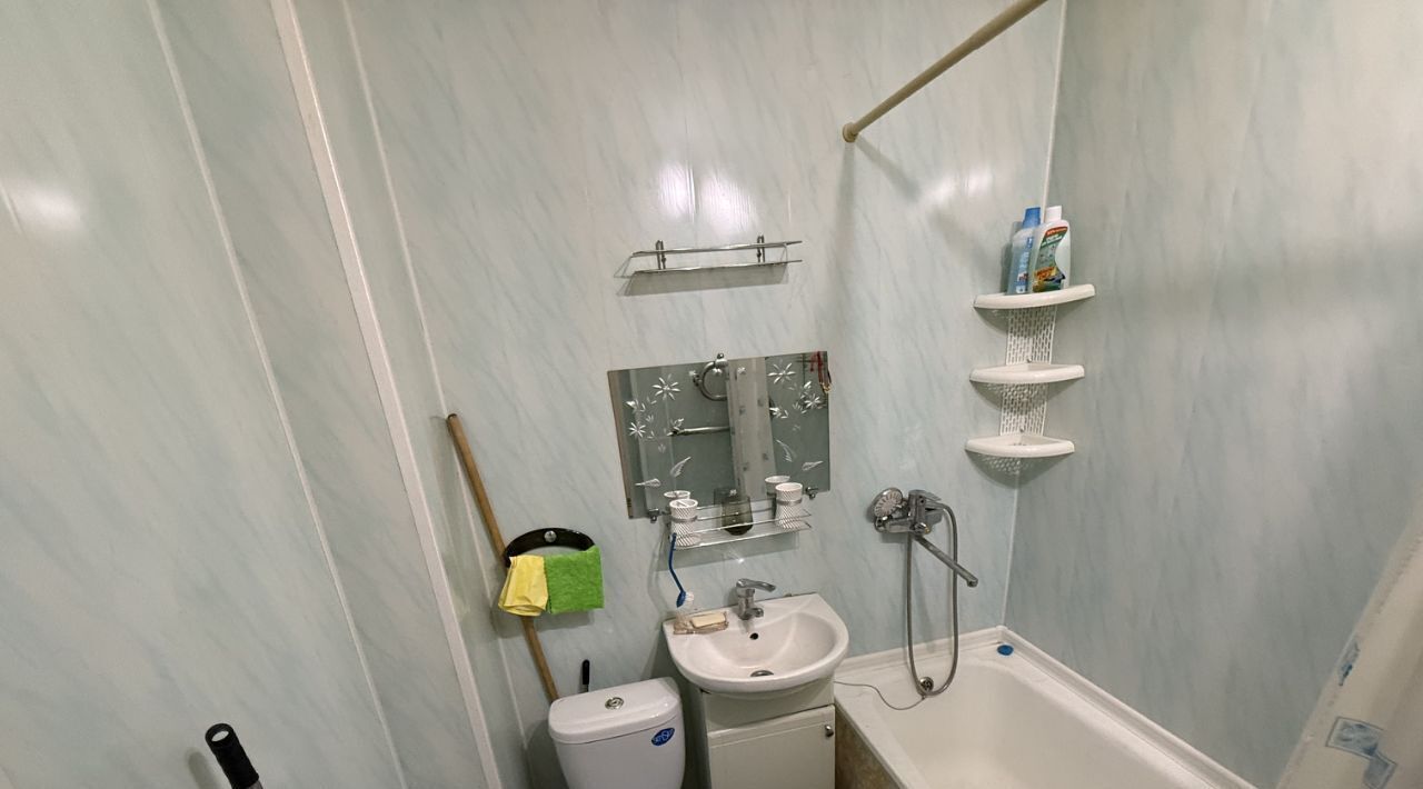 квартира г Тольятти р-н Автозаводский ул Революционная 7к/1 фото 5