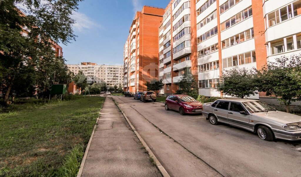 квартира г Новосибирск ул Петухова 130/1 Площадь Маркса фото 1