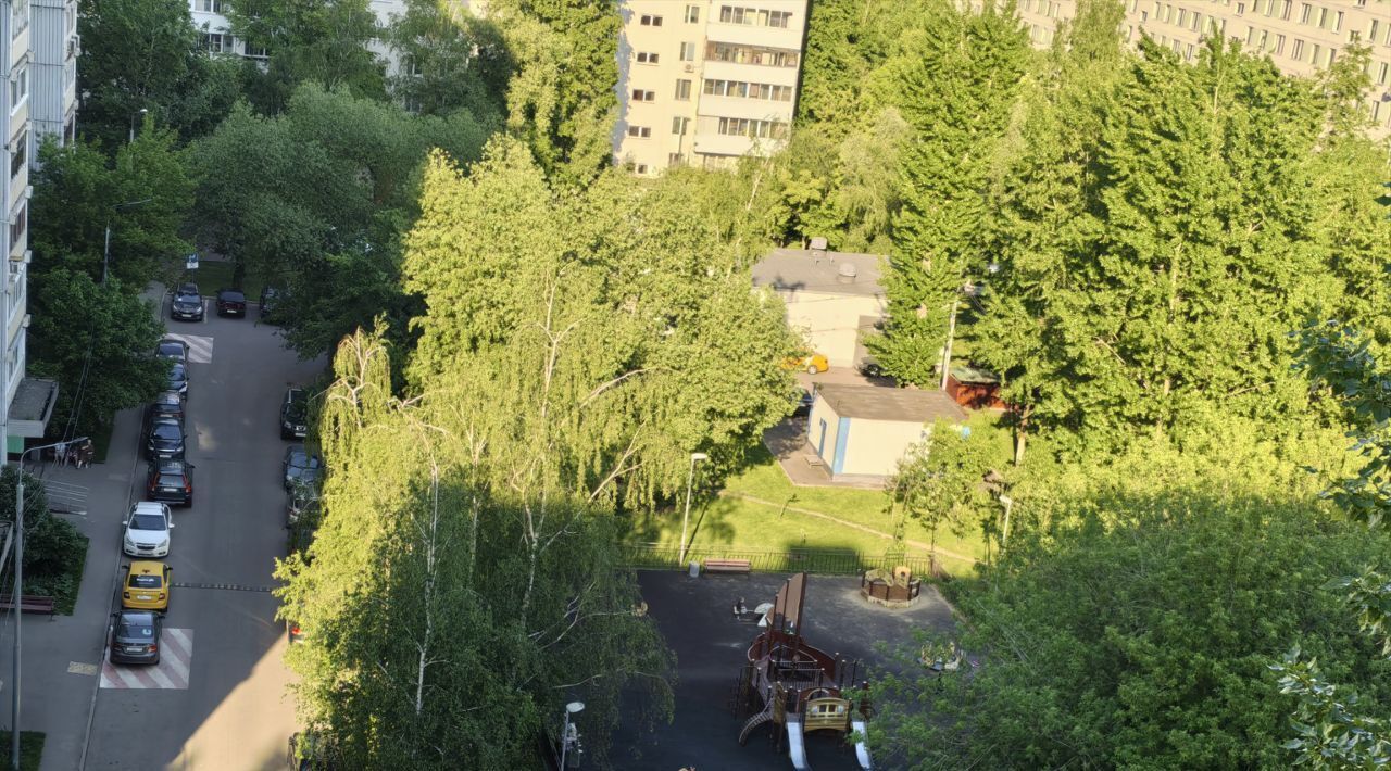 комната г Москва метро Красный строитель проезд Харьковский 11к/2 фото 13