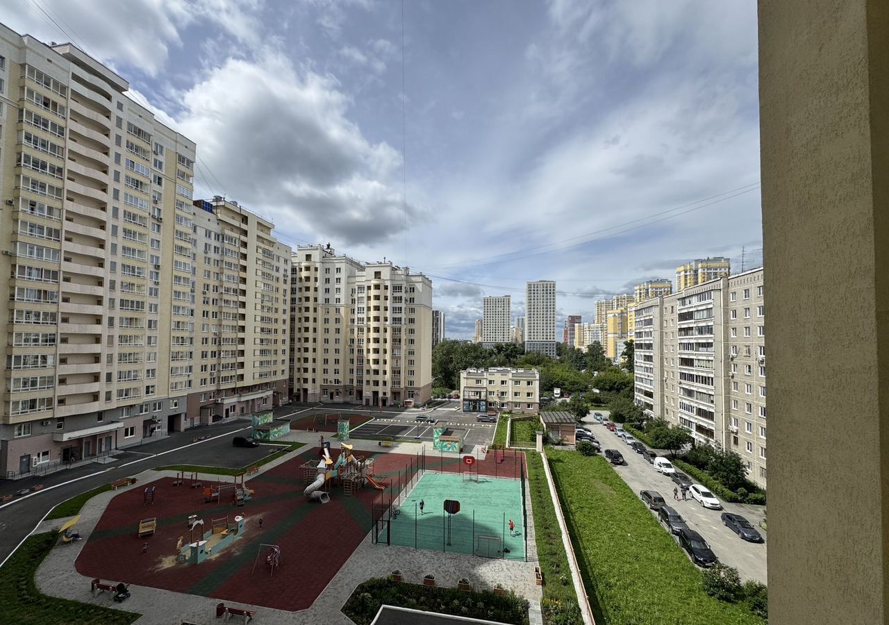 квартира г Екатеринбург Чкаловская ул 8 Марта 194 фото 12