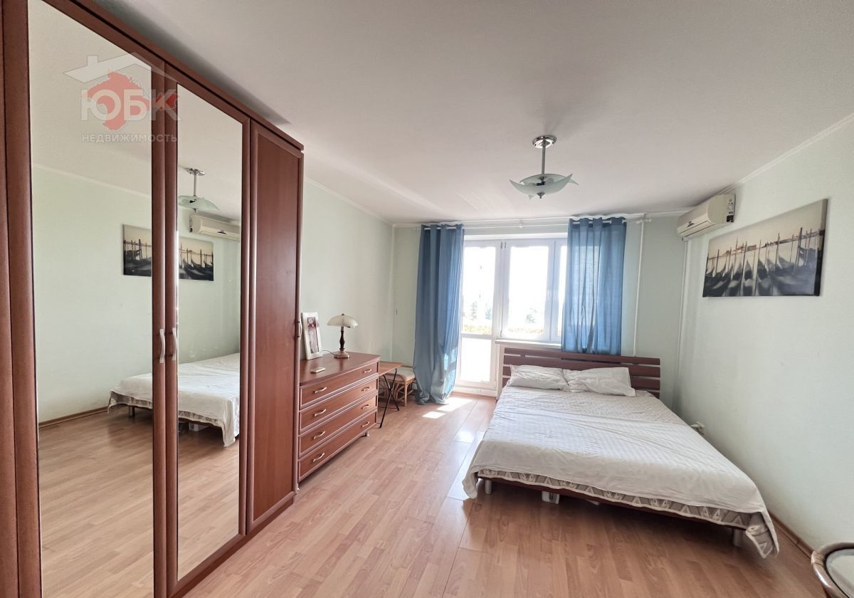 квартира г Евпатория пгт Заозерное ул Аллея Дружбы 77 фото 1