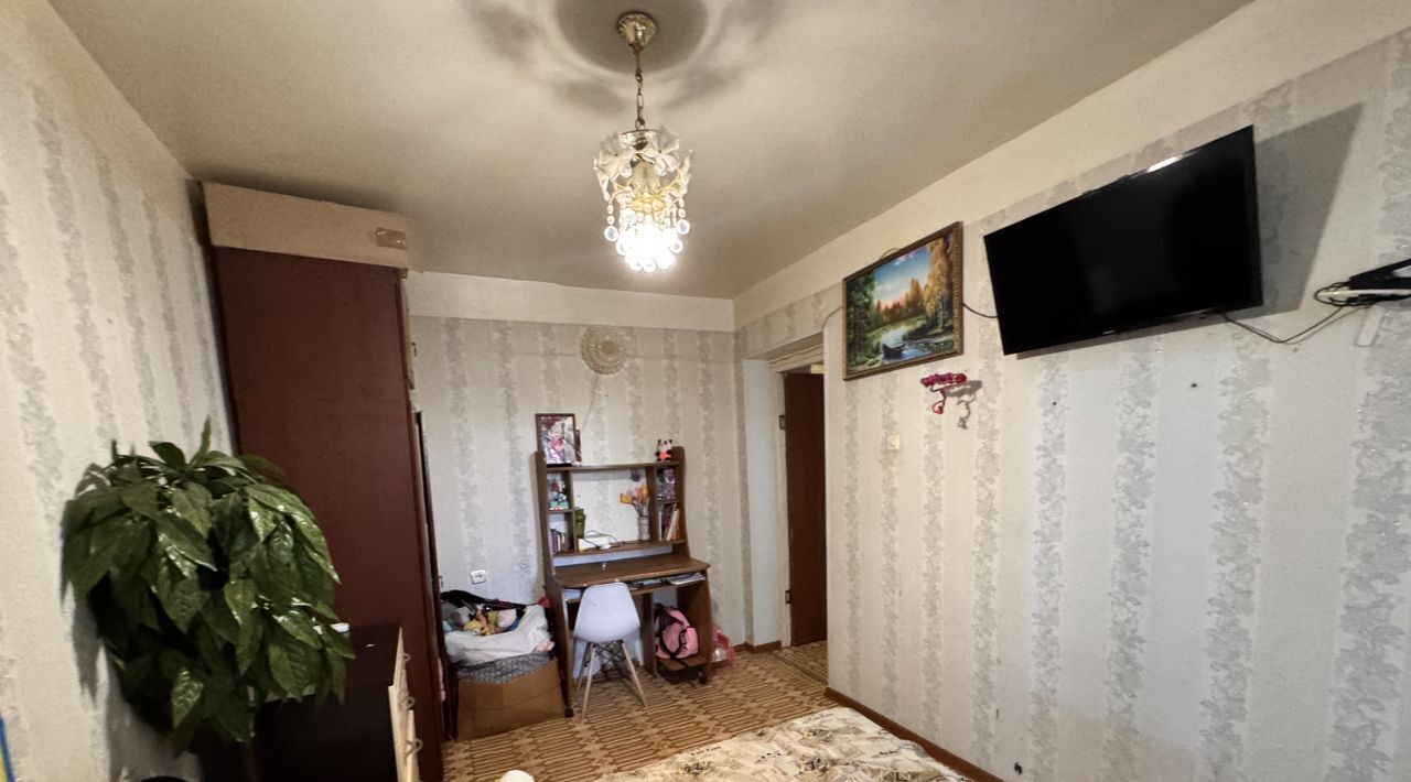 квартира г Астрахань р-н Кировский ул Куликова 73к/2 фото 2
