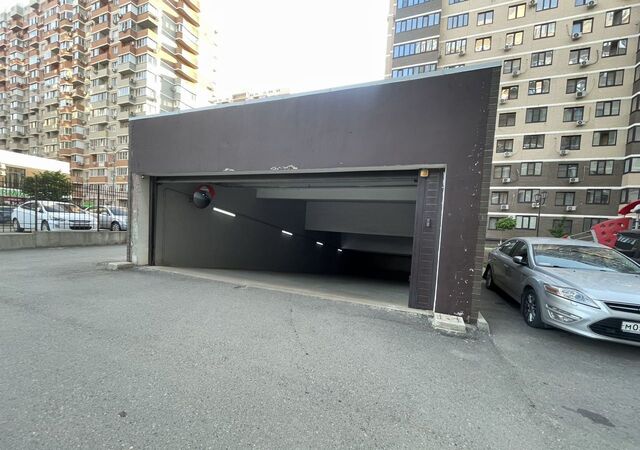 р-н Прикубанский ул им. Евгении Жигуленко 13 фото