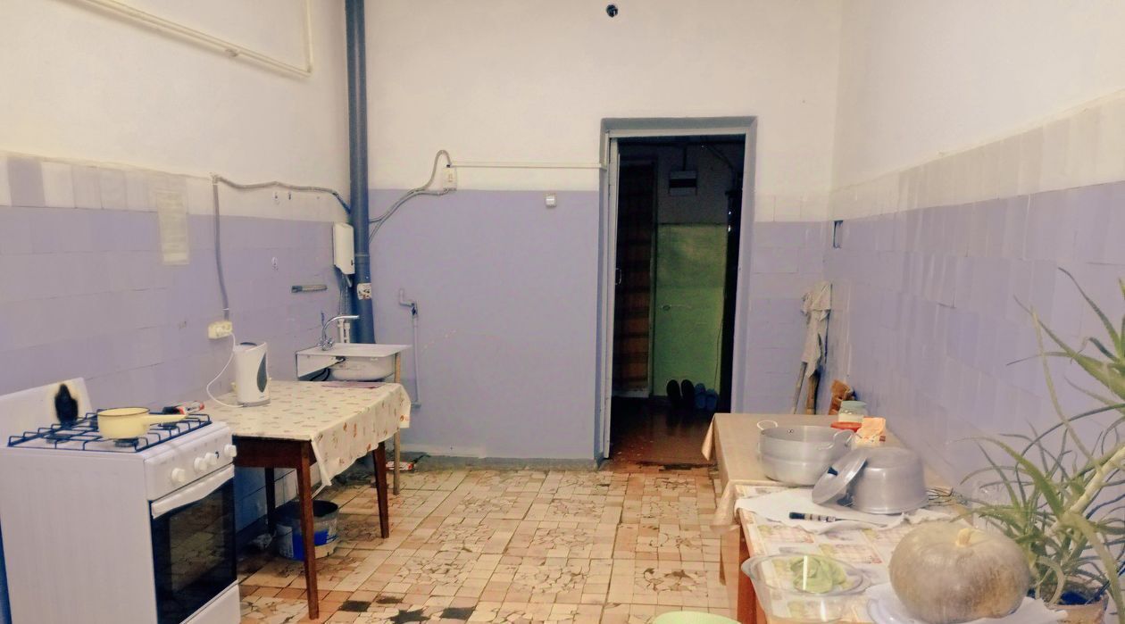 комната г Волгоград р-н Ворошиловский ул Баррикадная 17 фото 4