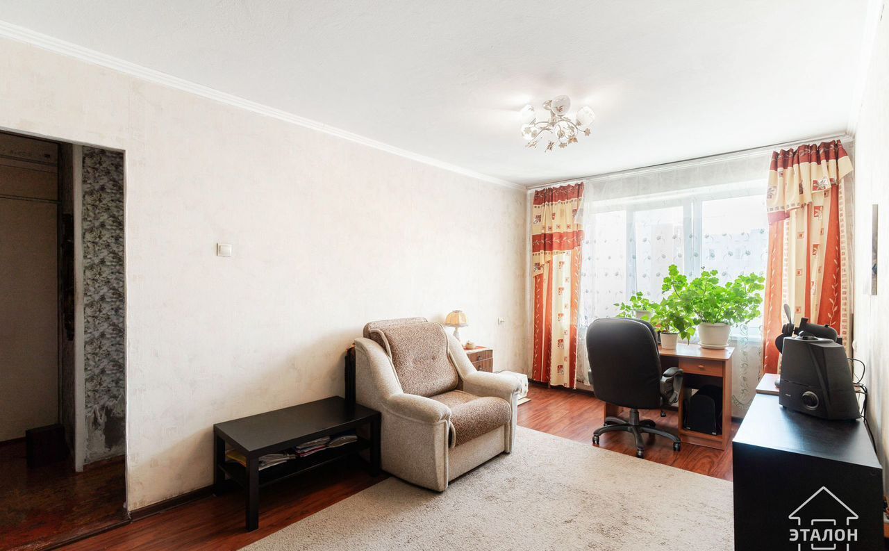 квартира г Омск р-н Центральный ул 24-я Северная 190 фото 2