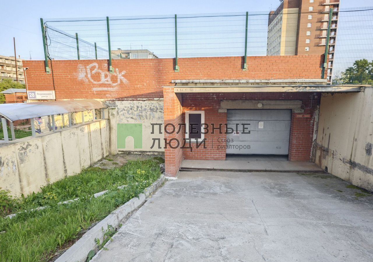 машиноместо г Киров р-н Первомайский ул Воровского 28г фото 8