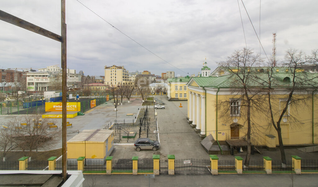 квартира г Тюмень ул Урицкого 28 фото 13