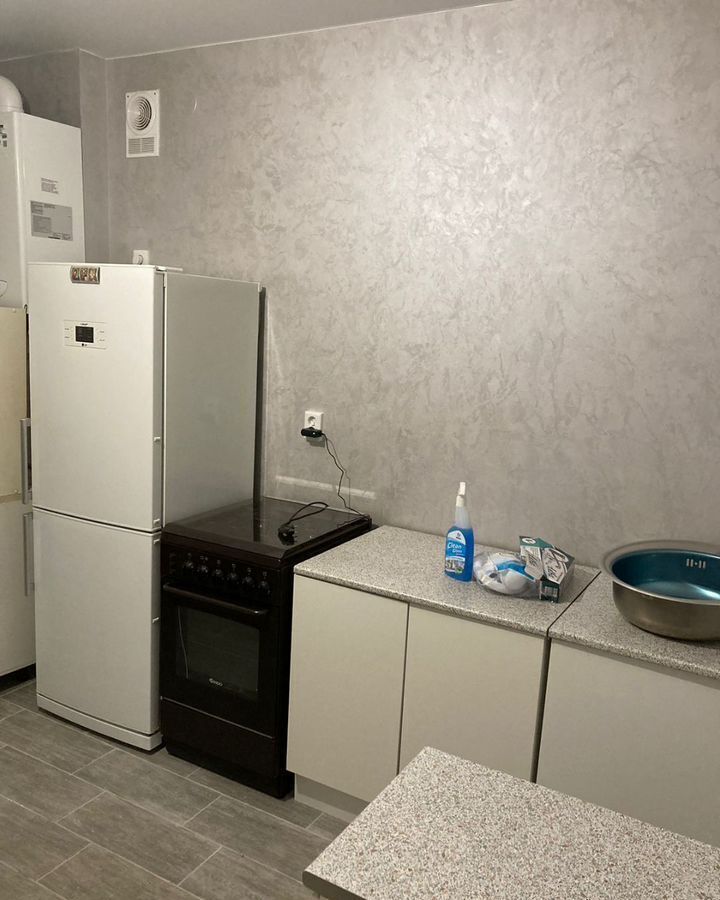 квартира г Волгоград р-н Советский ул им. гвардии капитана Курсекова 6 фото 1