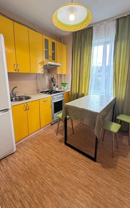 квартира г Великий Новгород Псковский ул Батецкая 21к/1 фото 9