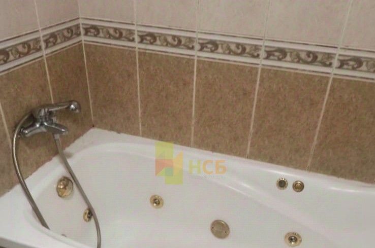 квартира г Омск р-н Кировский пр-кт Комарова 27/2 фото 9