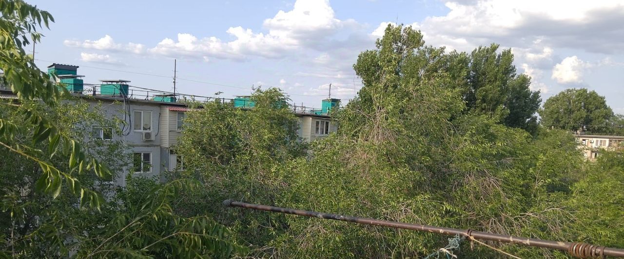 комната г Астрахань р-н Советский ул Космонавтов 3а фото 8
