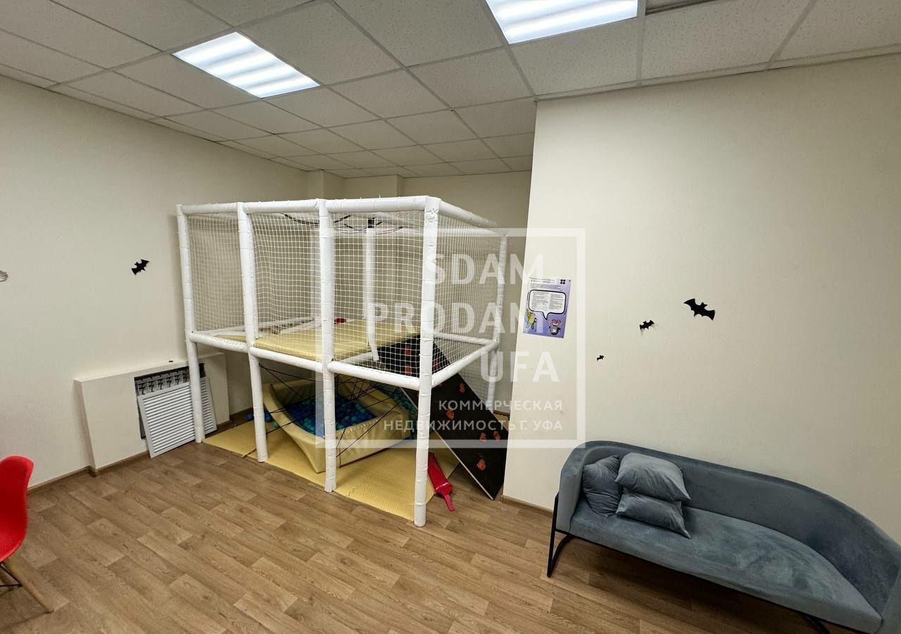 свободного назначения г Уфа р-н Октябрьский б-р Давлеткильдеева 5 фото 18