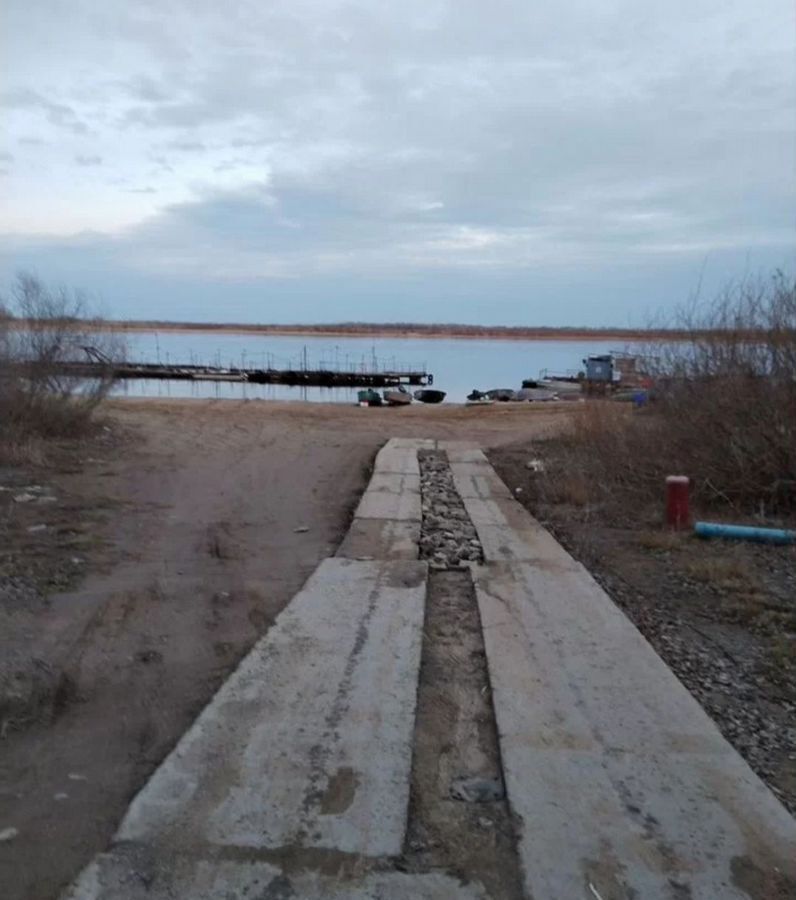 гараж г Волгоград р-н Краснооктябрьский ул им. Матевосяна 14 фото 2
