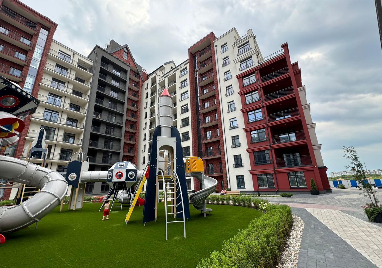 квартира г Калининград р-н Ленинградский ул Молодой гвардии 38 фото 1