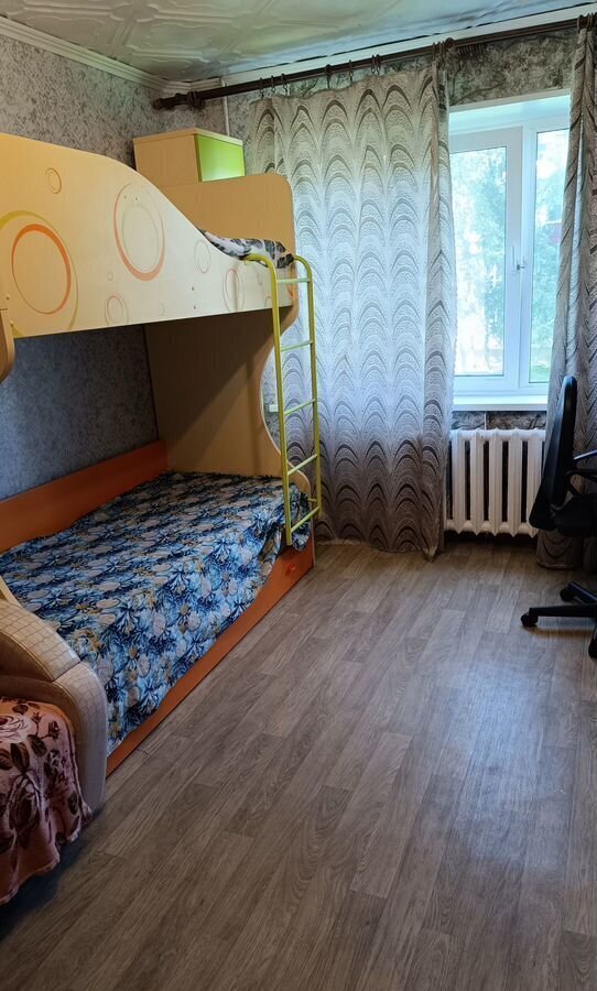 квартира г Сургут р-н Северный жилой ул Пушкина 19 Сургут, Тюменская обл. фото 4
