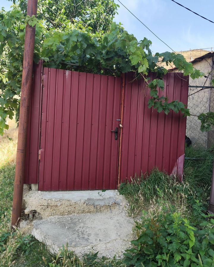 дом г Феодосия пгт Орджоникидзе 1-я Балочная ул фото 1