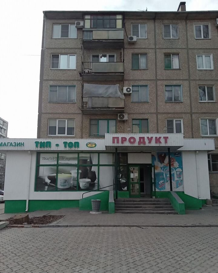 торговое помещение г Волгоград р-н Краснооктябрьский ул им. маршала Еременко 114 фото 1