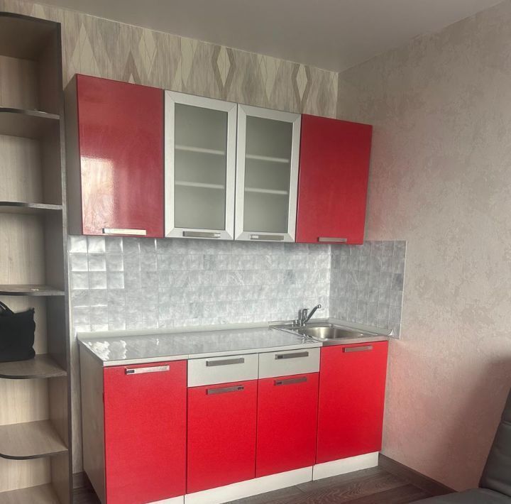 комната г Омск р-н Ленинский Привокзальный ул Карбышева 38а фото 2