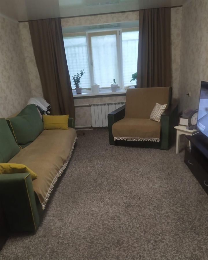 квартира г Магнитогорск р-н Орджоникидзевский ул Доменщиков 17/1 фото 1