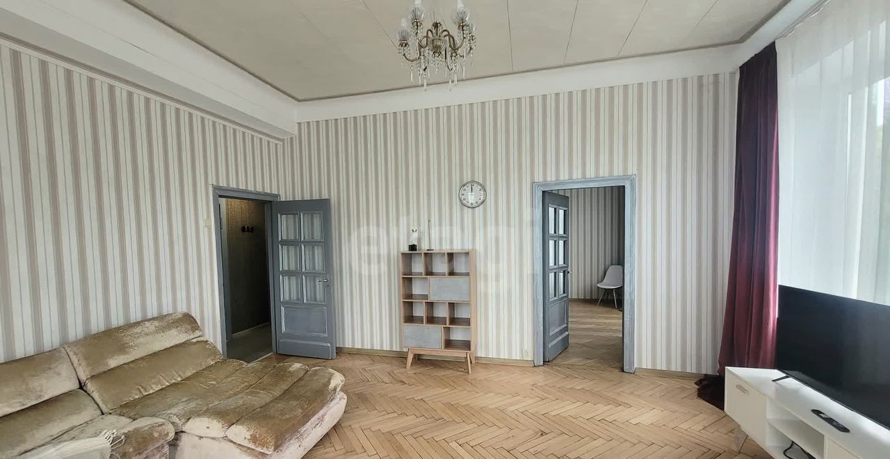 квартира г Саратов р-н Кировский ул Большая Казачья 100 фото 1
