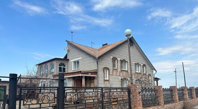 р-н Шарыповский с Холмогорское ул Центральная 44 фото