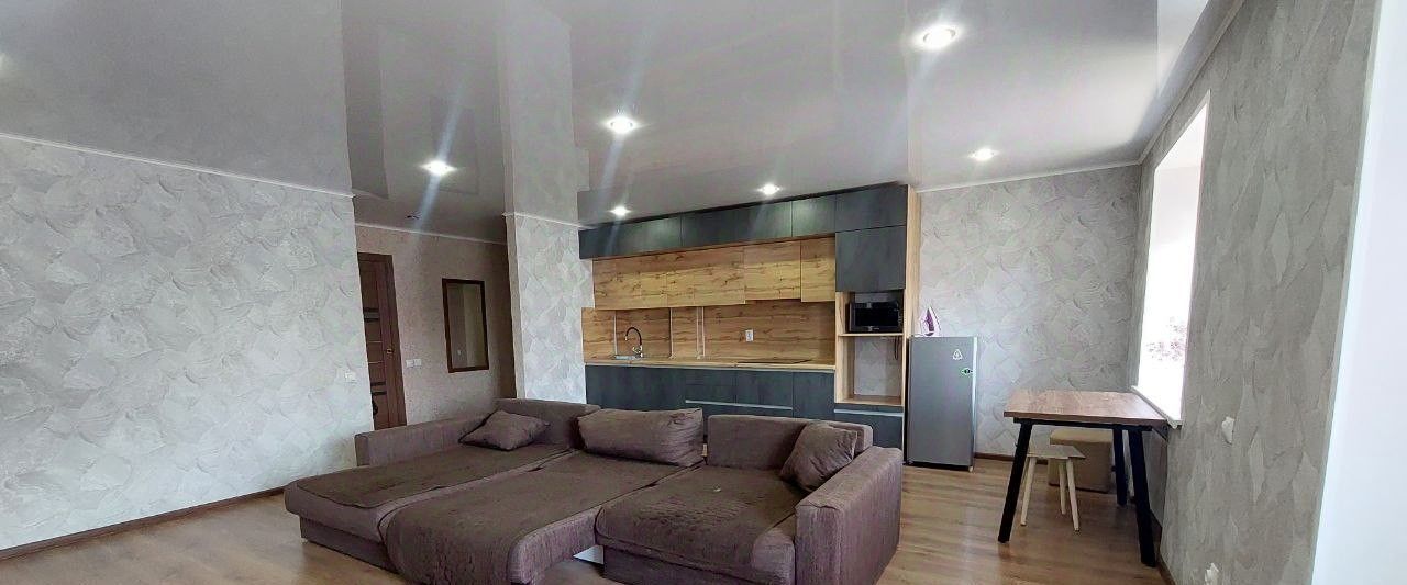квартира г Саратов р-н Кировский ул Университетская 59ак/2 фото 2