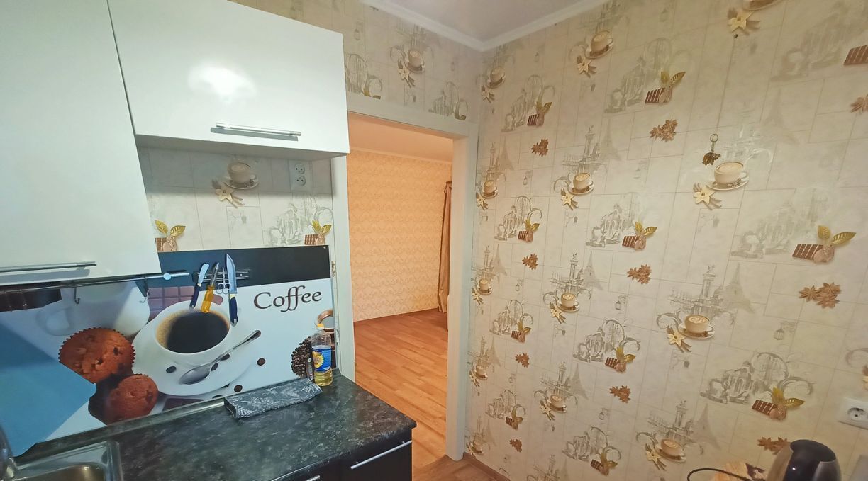квартира г Новокузнецк р-н Центральный ул Кирова 37а фото 3