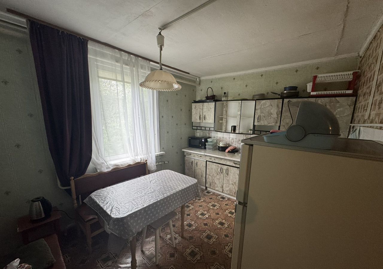 квартира г Салехард ул Имени Василия Подшибякина 32 фото 12