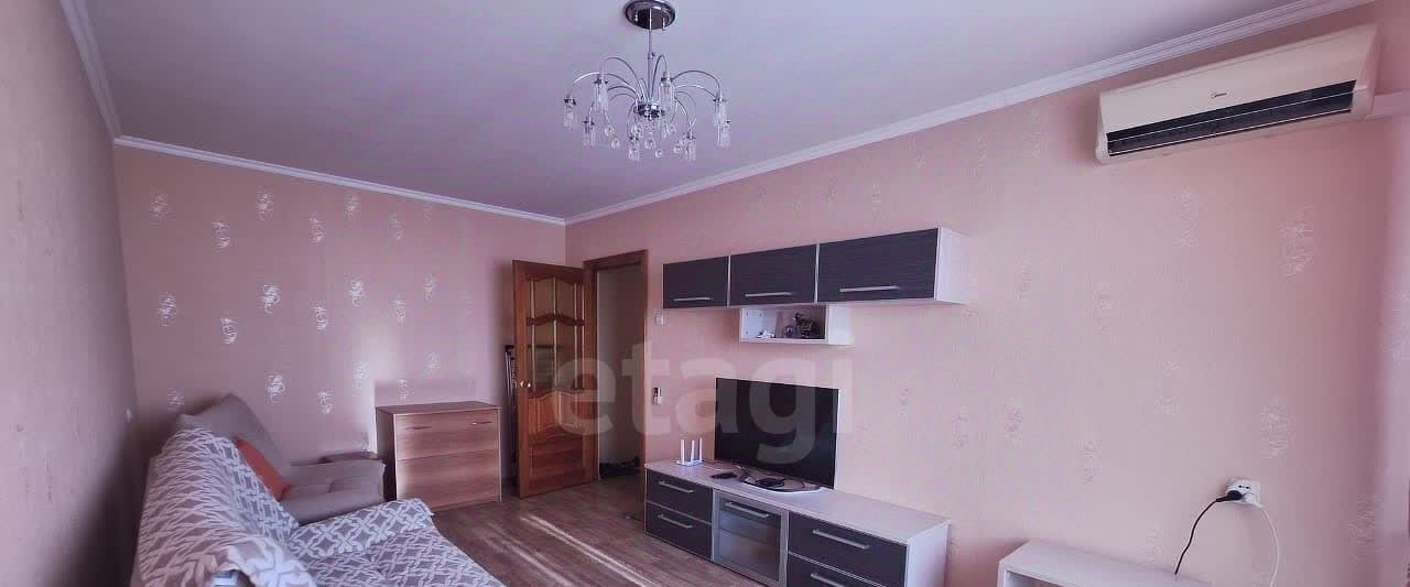 квартира г Тольятти р-н Автозаводский ул Автостроителей 11 фото 4