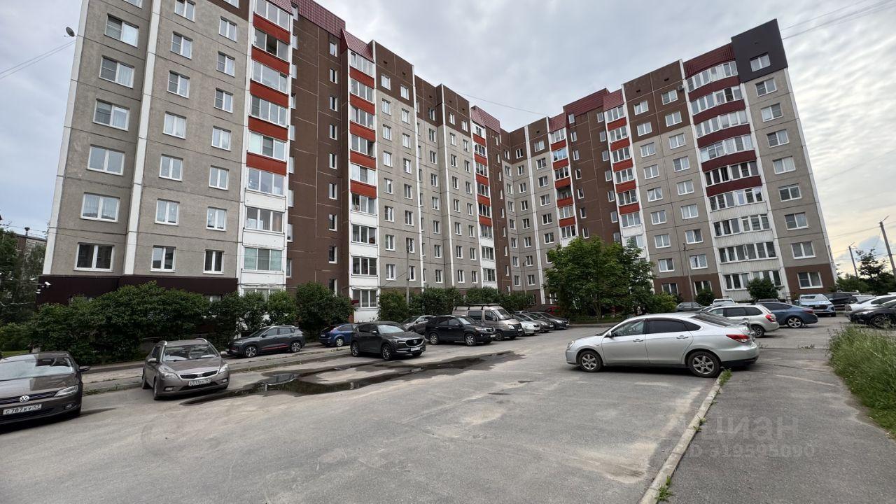 квартира р-н Гатчинский г Гатчина ул Красных Военлетов 9/1 Гатчинское городское поселение фото 1