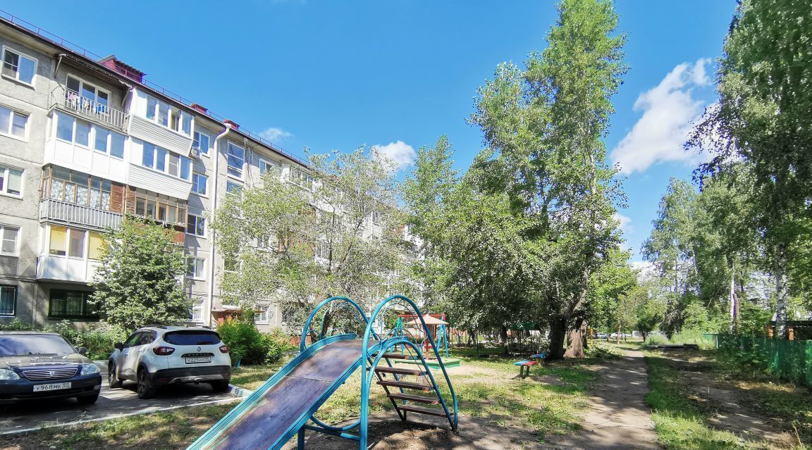 квартира г Омск р-н Октябрьский ул 50-летия ВЛКСМ 12 Октябрьский АО фото 33