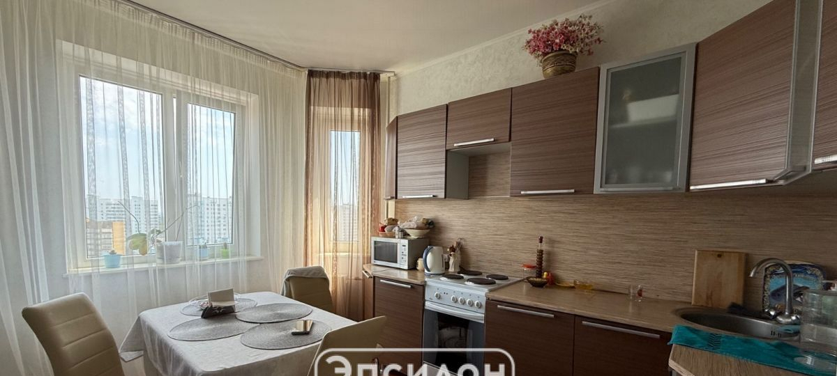 квартира г Курск р-н Центральный Юго-Западный район пр-кт Вячеслава Клыкова 7 м-н фото 6