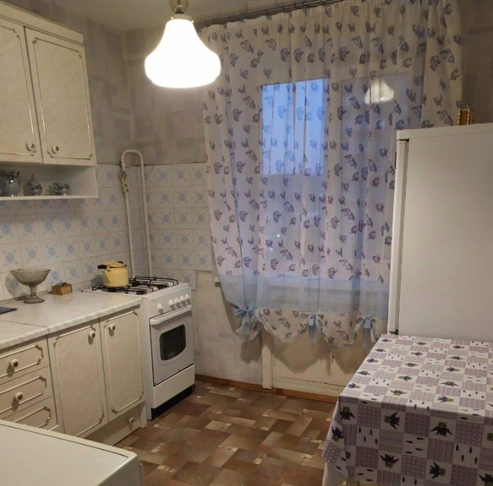 квартира г Смоленск р-н Промышленный ул Твардовского 10б фото 2
