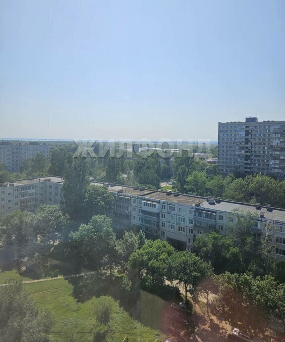 квартира г Тольятти р-н Автозаводский 2 квартал ул Дзержинского 77 фото 14