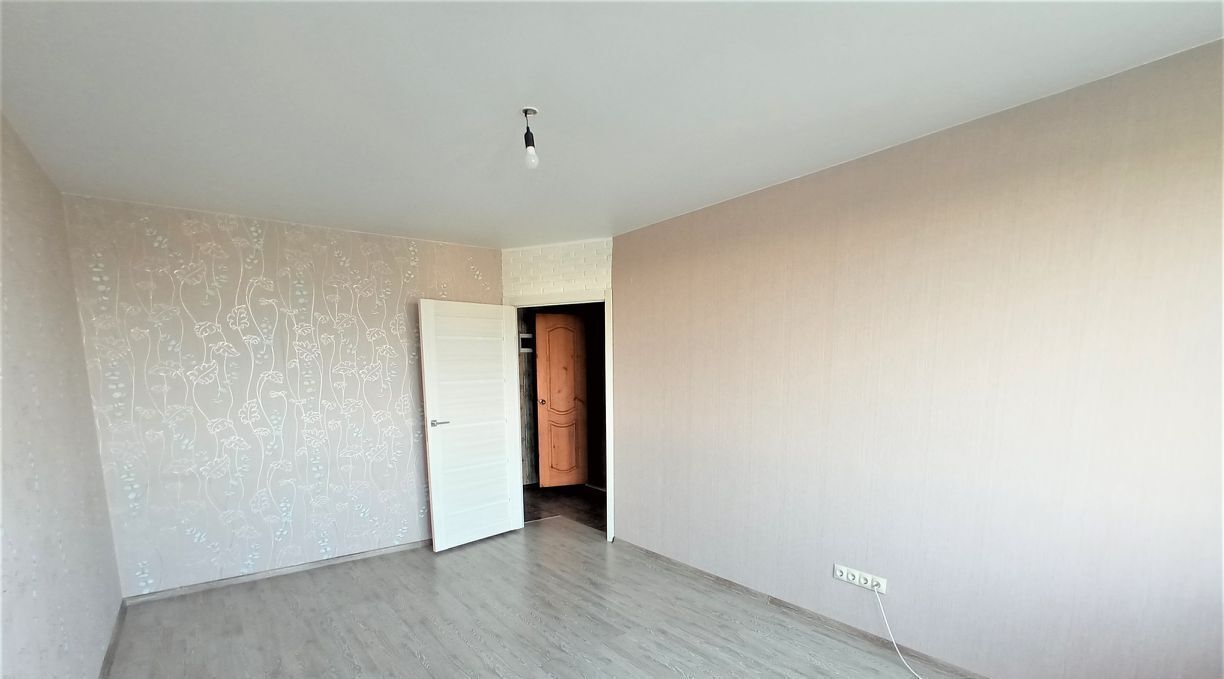 квартира г Волгоград р-н Дзержинский ул Космонавтов 45а фото 8