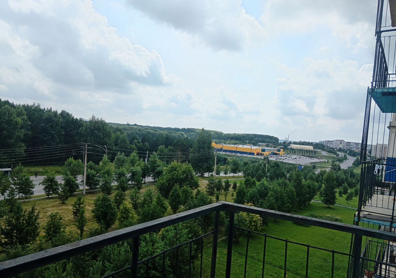 квартира г Прокопьевск р-н Рудничный мкр-н Тырган, 10-й мкр-н, 16А фото 11