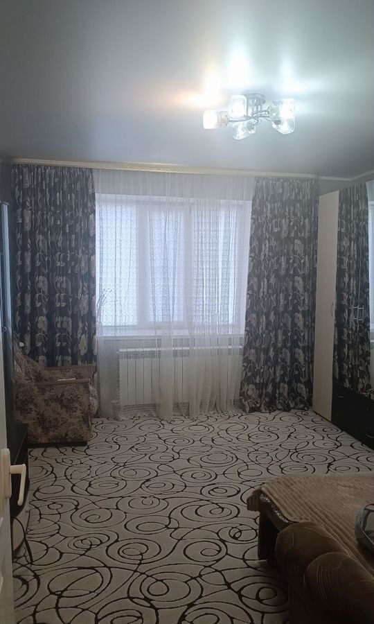квартира г Новошахтинск ул Радио 86 фото 2