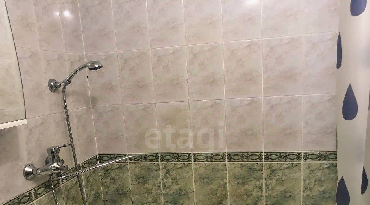 квартира г Артем ул Ульяновская 11 фото 12