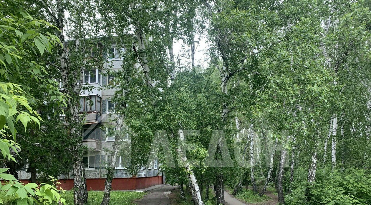квартира г Омск р-н Кировский ул Волгоградская 12а Кировский АО фото 17